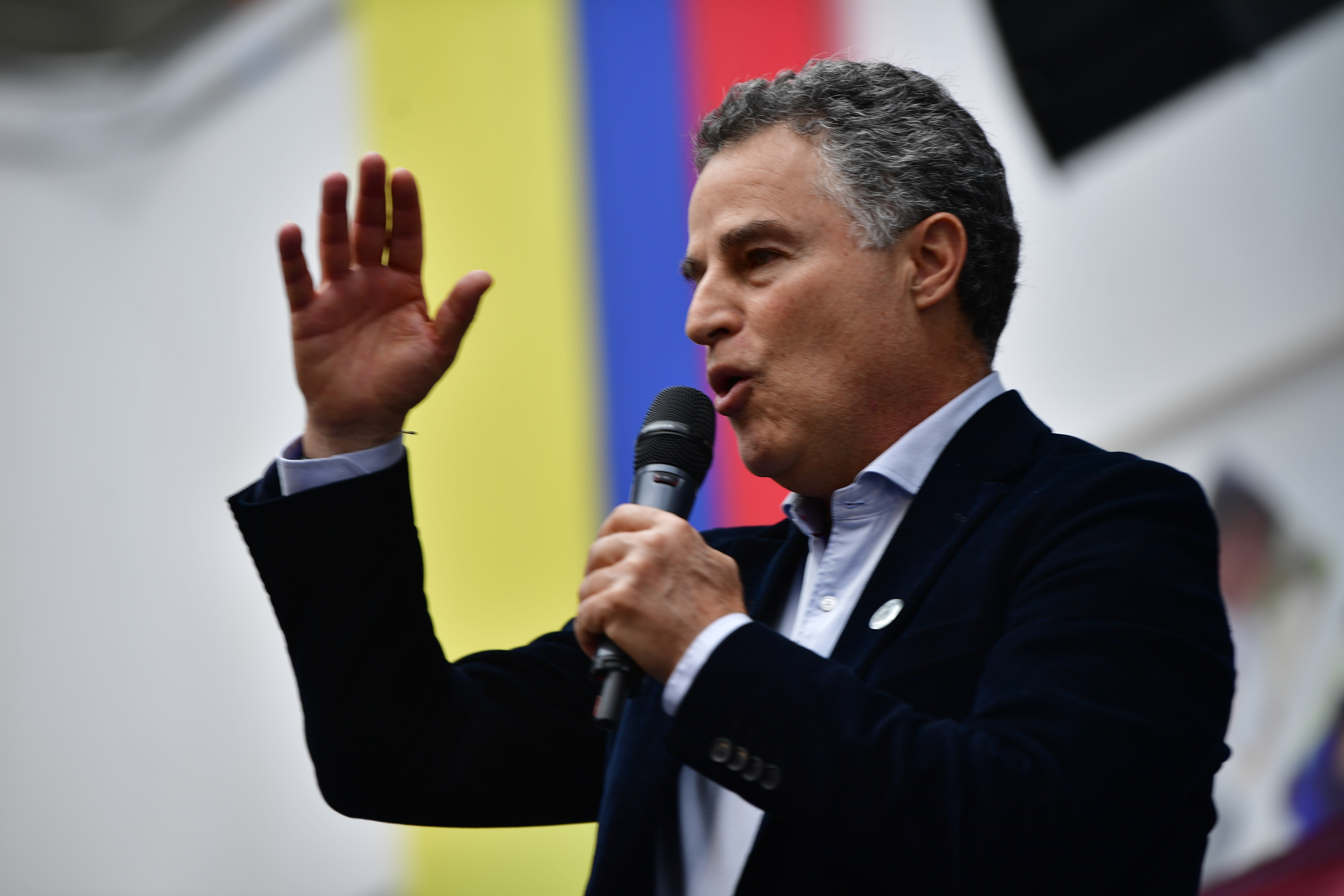 Candidatos responden: Aníbal Gaviria habla sobre reforma tributaria y enfoque regional