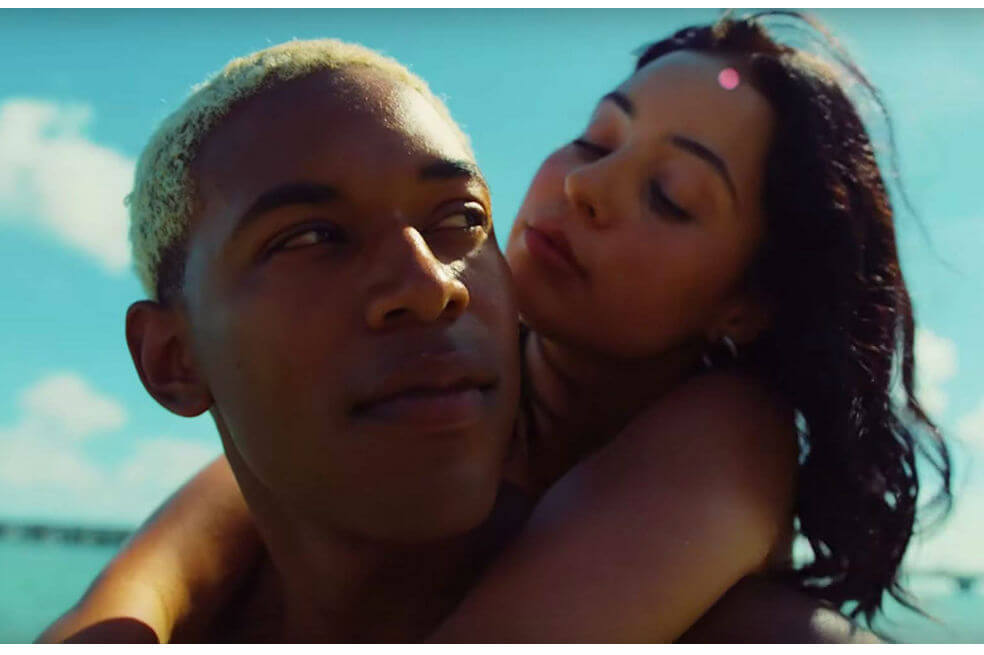 Película «Las olas», una advertencia contra la idea tradicional de masculinidad