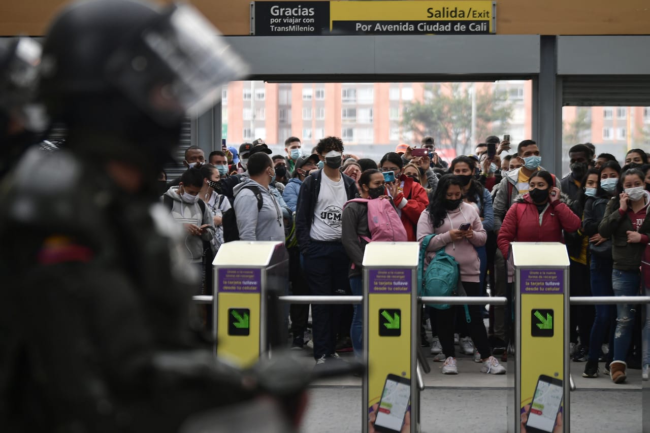 Estas son las 45 estaciones vandalizadas de Transmilenio que no están operando