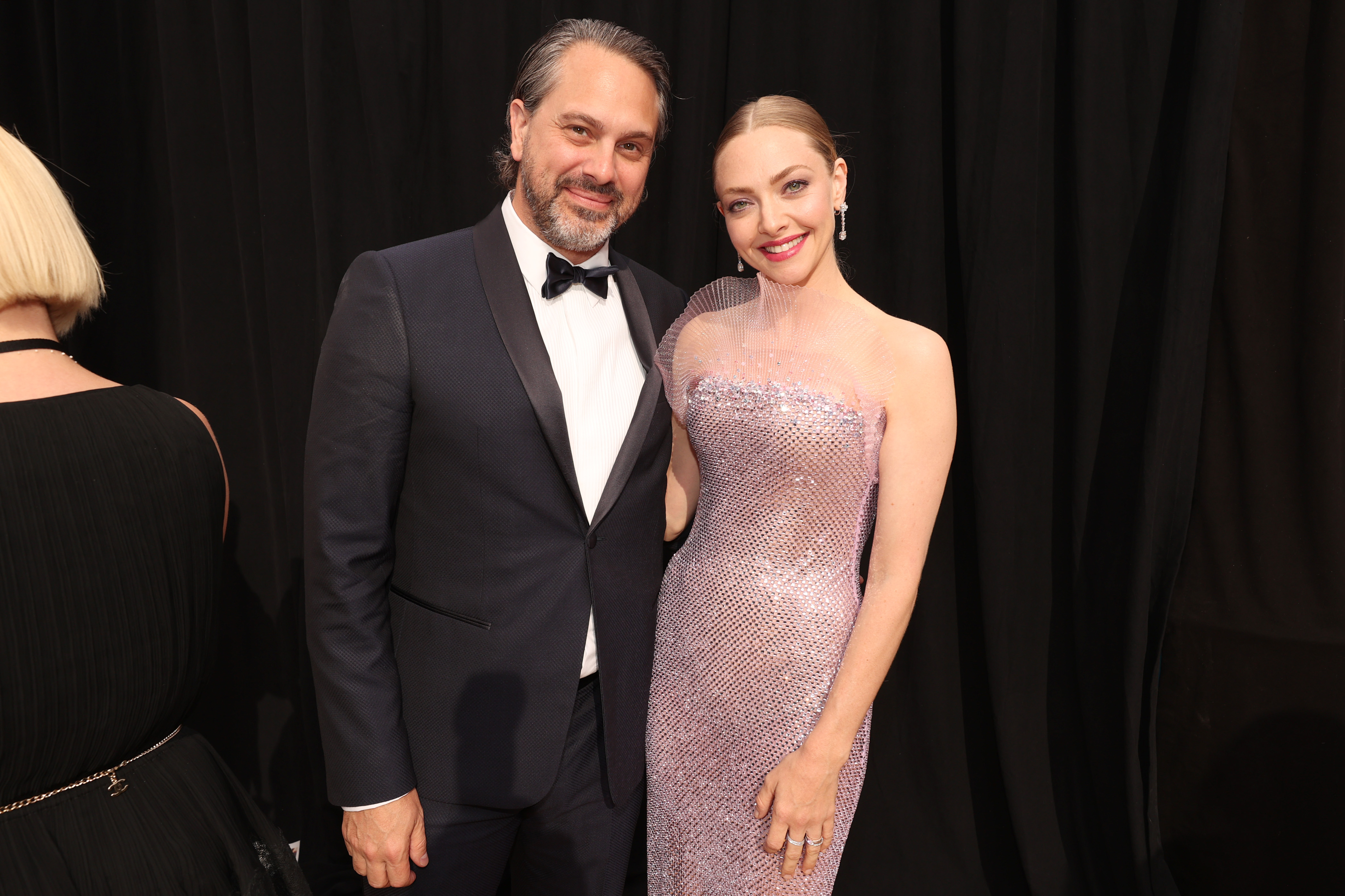 Las celebridades estadounidenses más importantes llegaron a la gala de los Premios Emmy y lucieron sus mejores prendas.