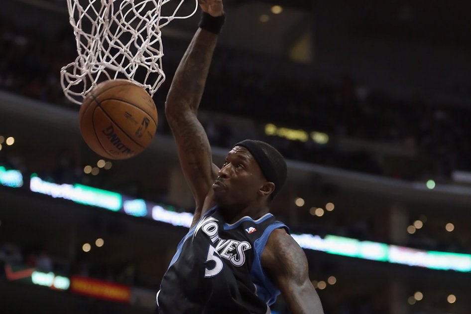 Timberwolves derrotó sin problema a los Sixers