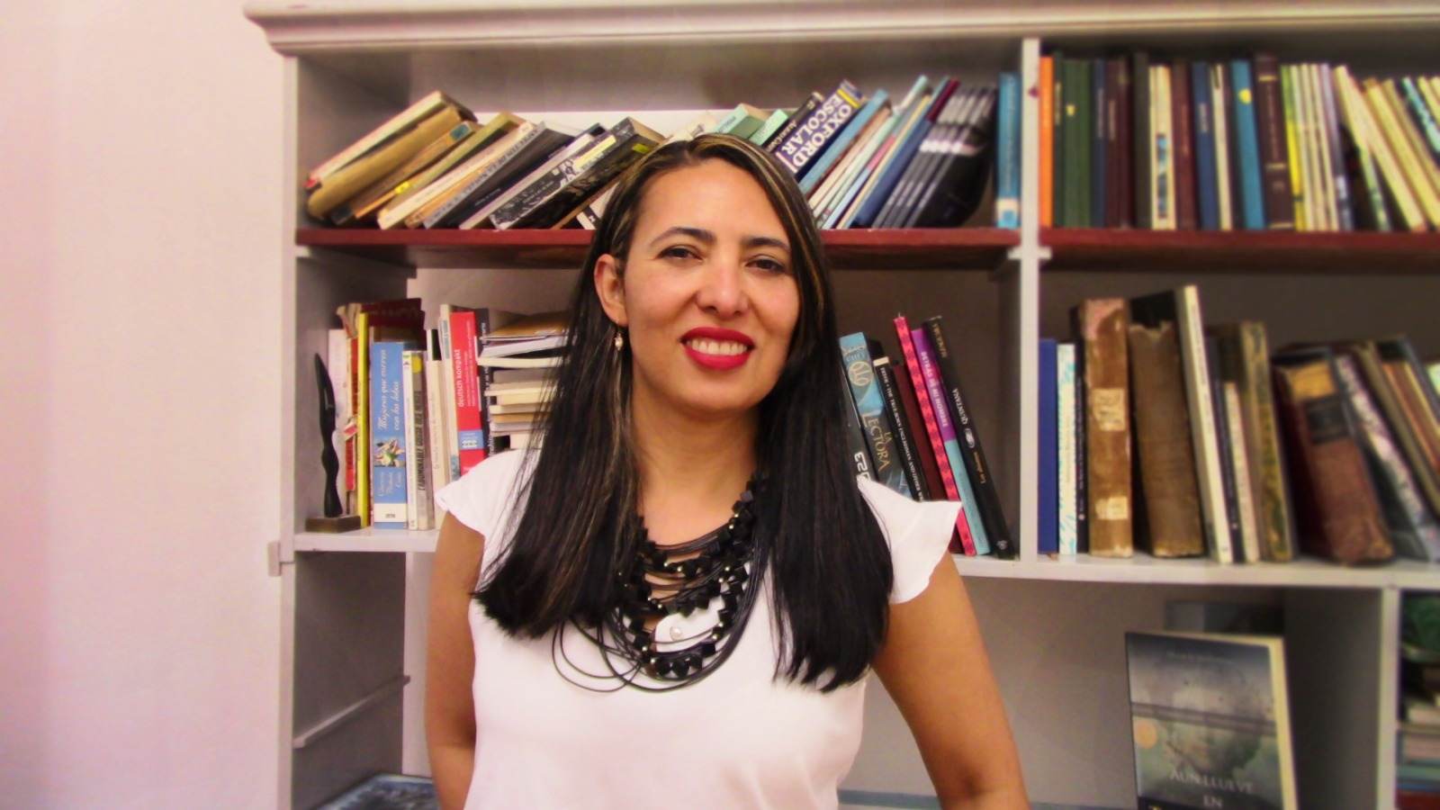 Dolly Mejía: una poetisa con convicción