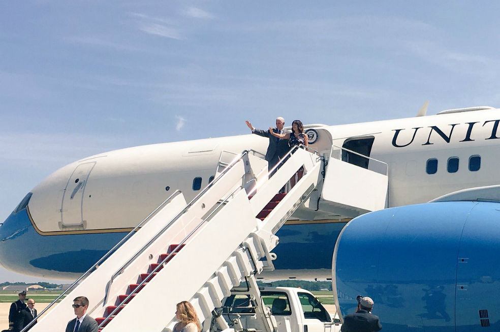 Vicepresidente de EE.UU. ya está en Cartagena para visita de dos días