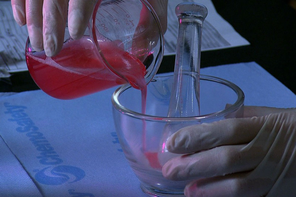Química, ingrediente poco conocido del cóctel del crecimiento en España