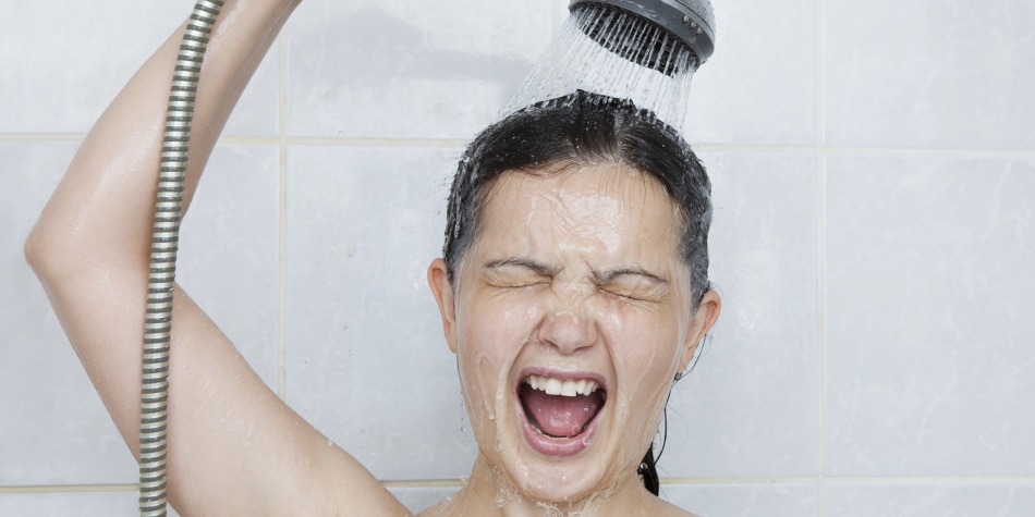 Siete razones para ducharse con agua fría
