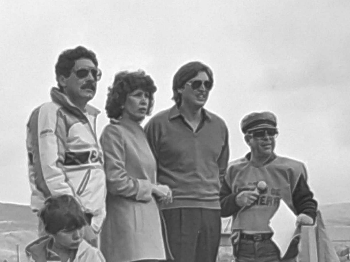 Diego Montoya (izq.) y Mauricio de Narváez durante jornada de karts en Tocancipá (28 de junio de 1983).