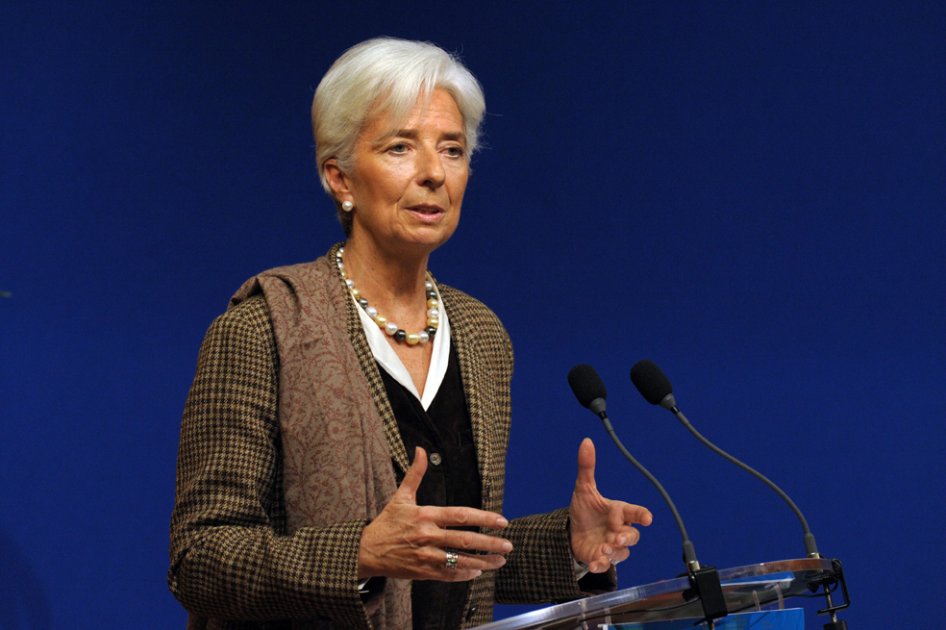 Situación económica en eurozona sigue siendo frágil: Lagarde