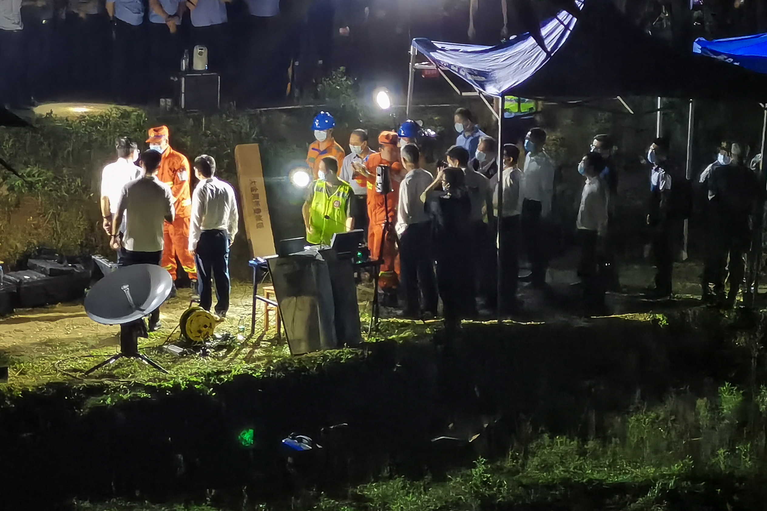 Accidente aéreo en China: recuperan segunda caja negra del vuelvo MU5735