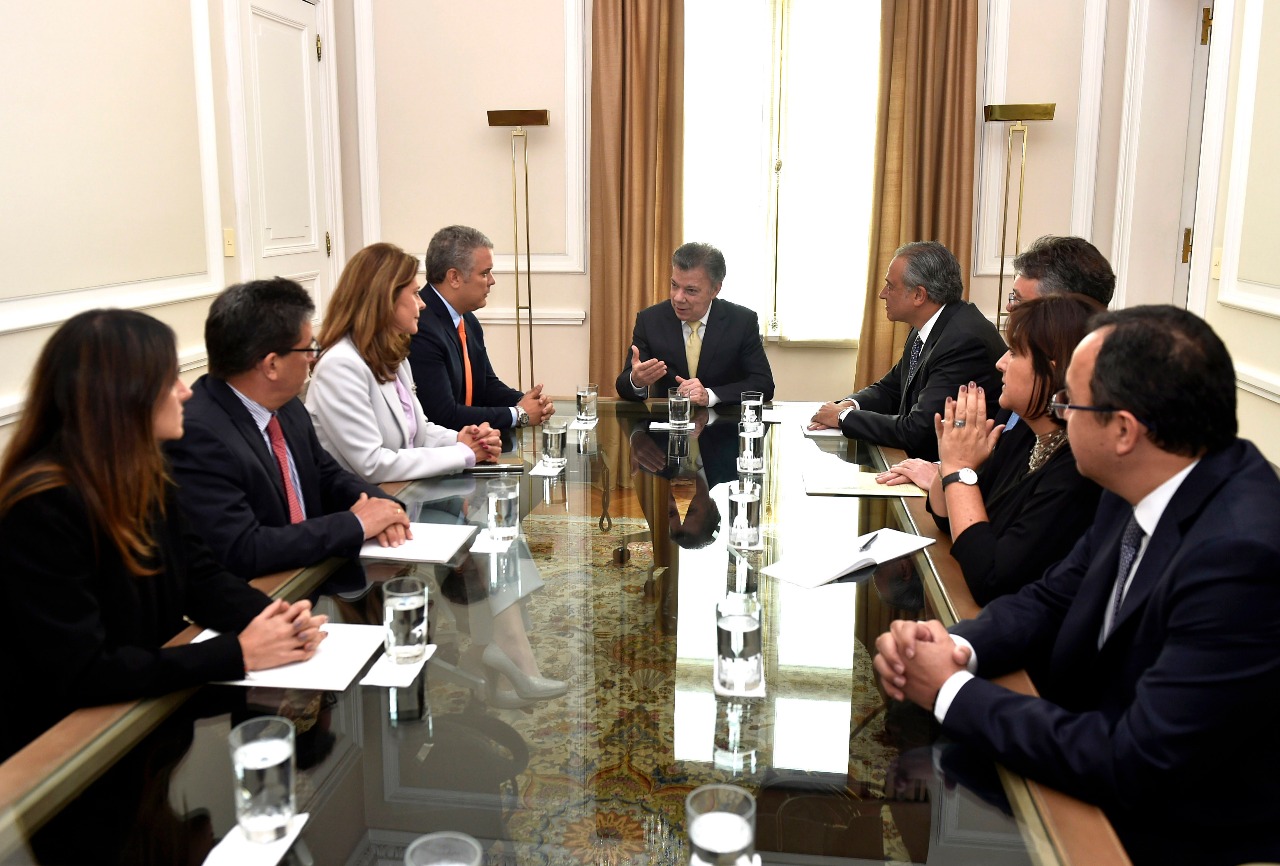 JEP y proceso de paz, principales temas en reunión de empalme Santos-Duque