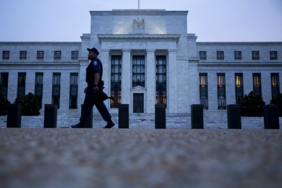 Fed abre histórica reunión para elevar tasas de interés tras siete años