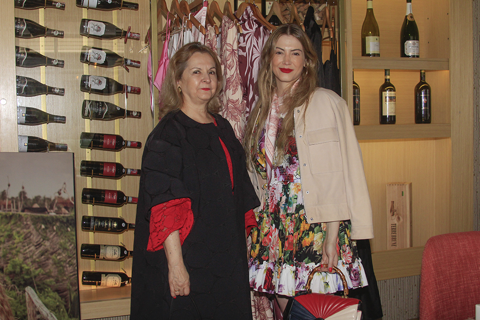 Luz Marina Giraldo-Eleonora Morales FLove Tionary colección Laura Tobon