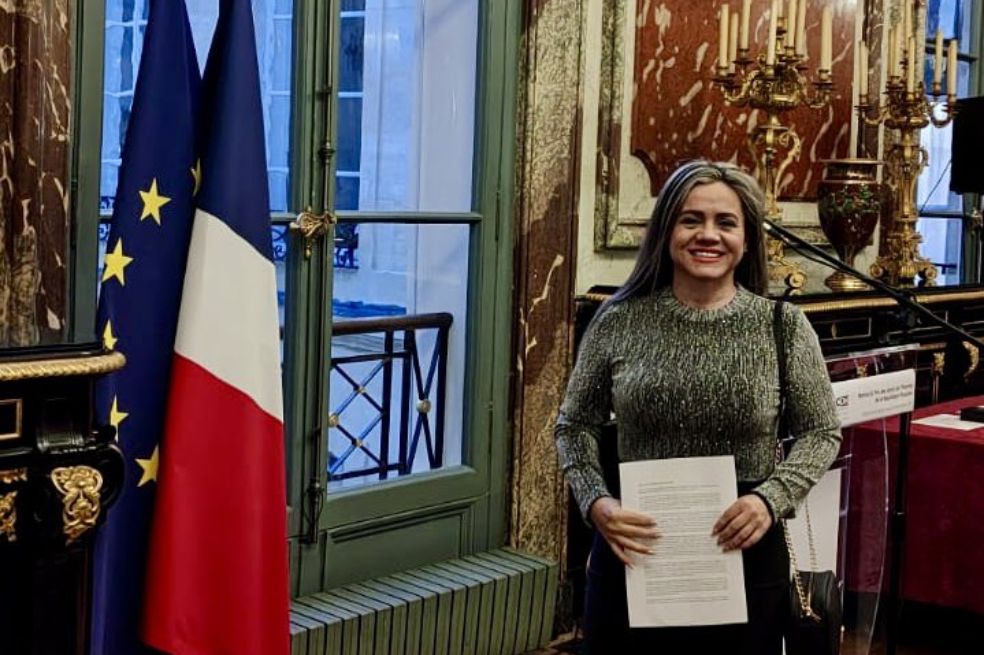 Francia premia a Ludilerna Pérez, defensora de DD. HH. colombiana