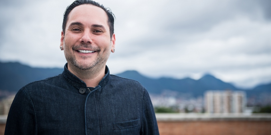 Felipe Henríquez, un mensajero espiritual que ilumina el alma