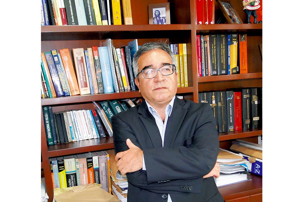 «El fallo del tribunal legitima las ‘chuzadas’ del DAS»