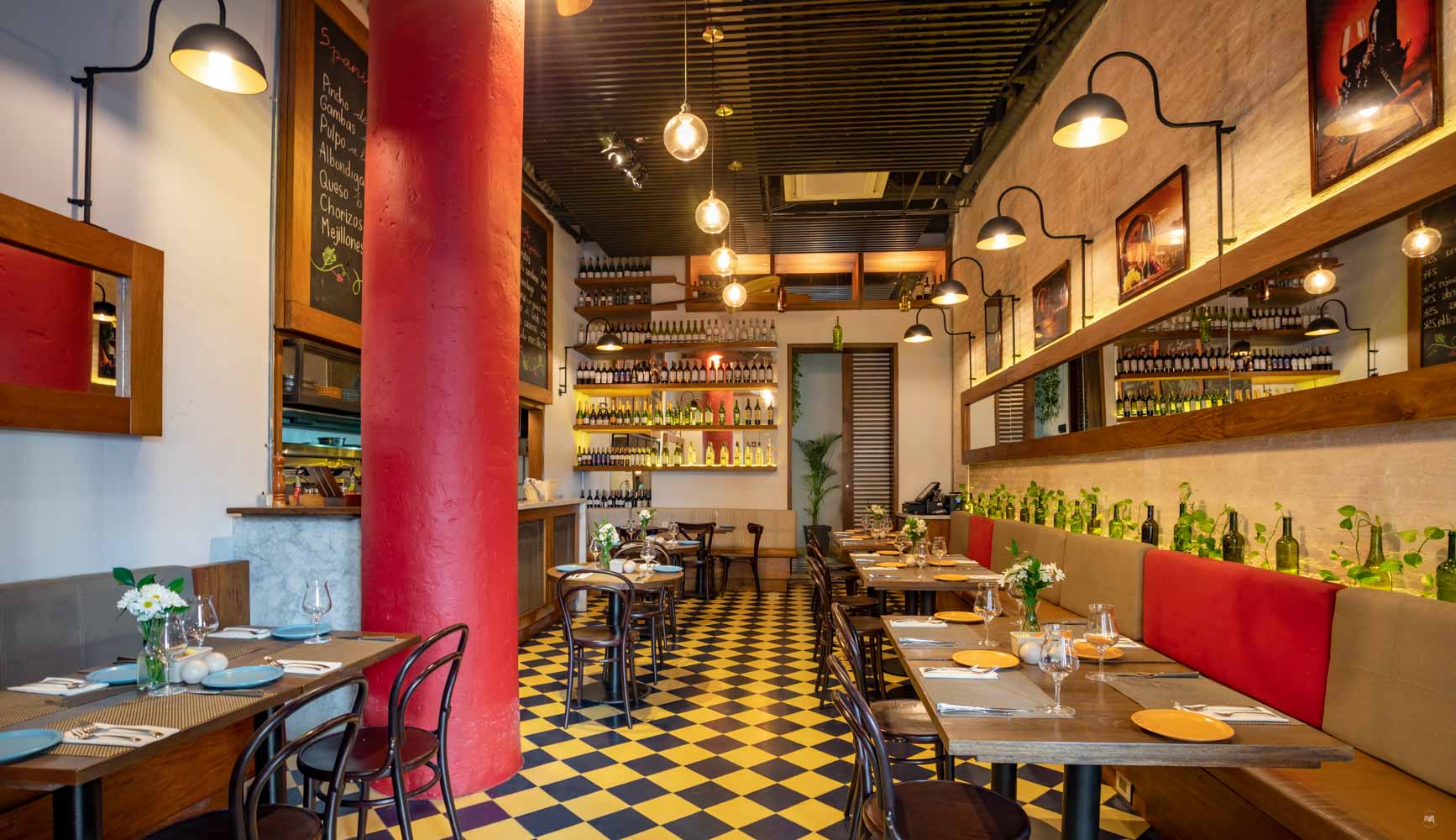 El restaurante la Vinoteca Aduana propone un viaje muy especial a la gastronomía de autor.