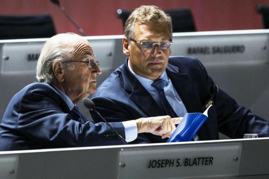 FIFA informa a Blatter y Platini el motivo de sus sanciones