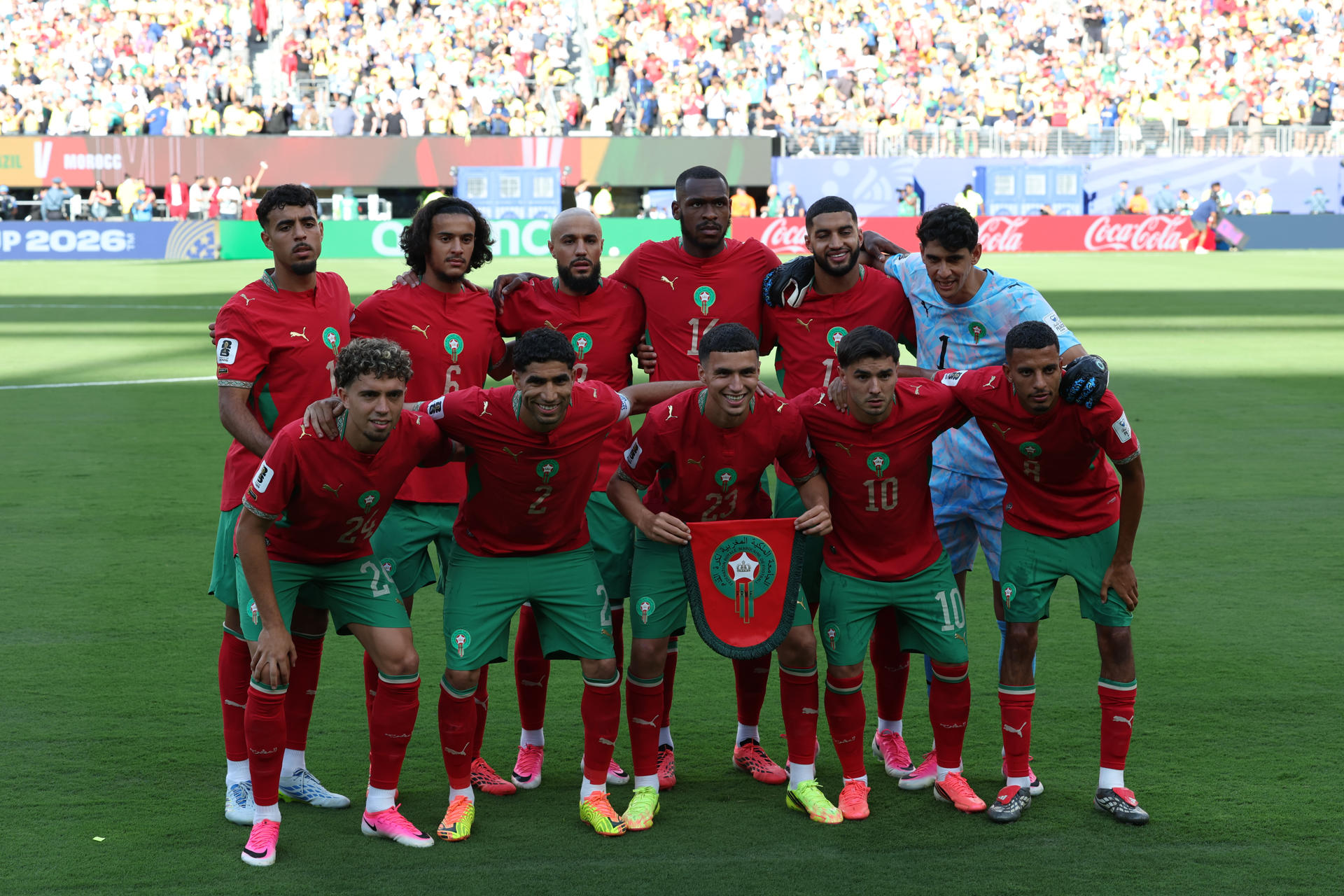 GR7179. NUEVA JERSEY (ESTADOS UNIDOS), 13/06/2026.- Jugadores de Marruecos forman este sábado, previo a un partido del grupo C del Mundial de la FIFA 2026 entre Brasil y Marruecos en el estadio MetLife en Nueva Jersey (Estados Unidos). EFE/ Sebastiao Moreira
