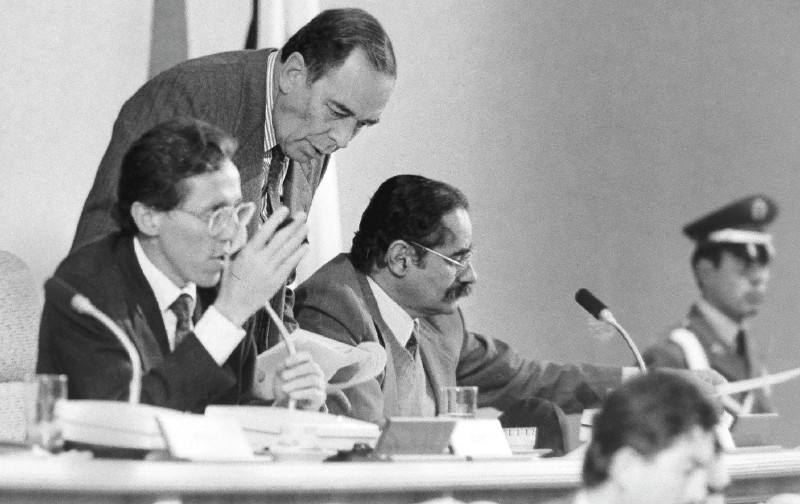El proyecto de ley que busca eliminar casi 12.000 normas del ordenamiento jurídico