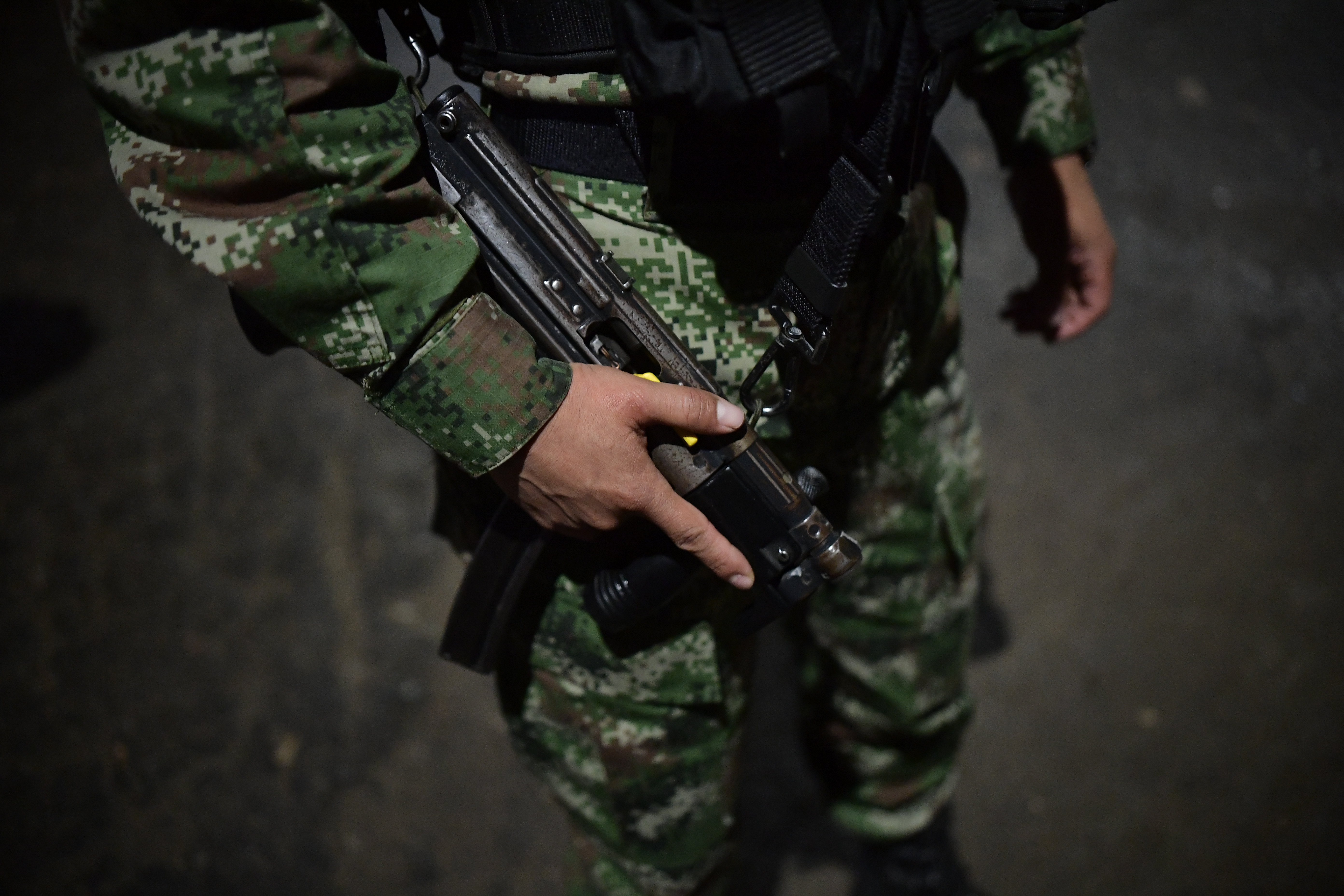 Investigan muerte de soldado tras intoxicación masiva en unidad militar de Puerto Salgar