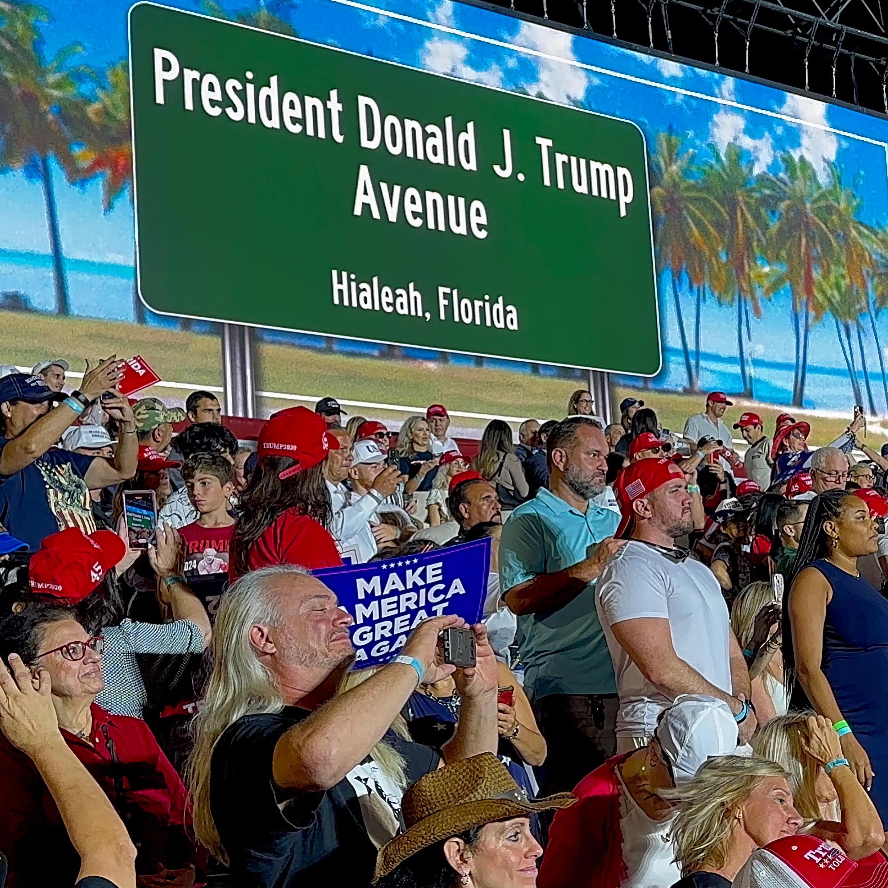 Trump pierde aprobación de 80 % de latinos y el 70 % cree que se excede en deportaciones