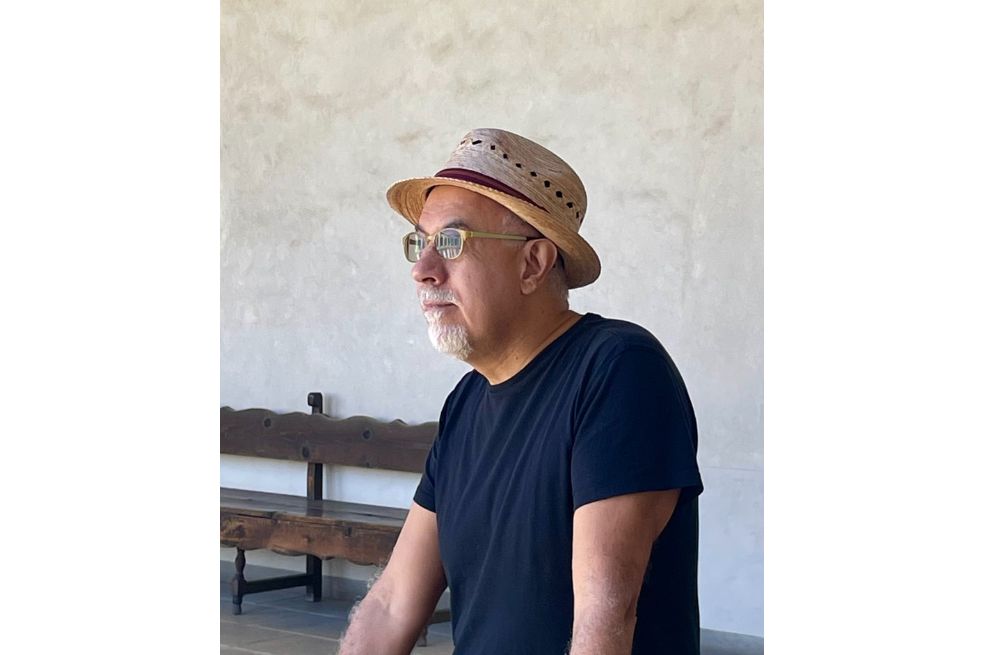 La búsqueda de la historia secreta: entrevista a Rafael Reyes-Ruiz