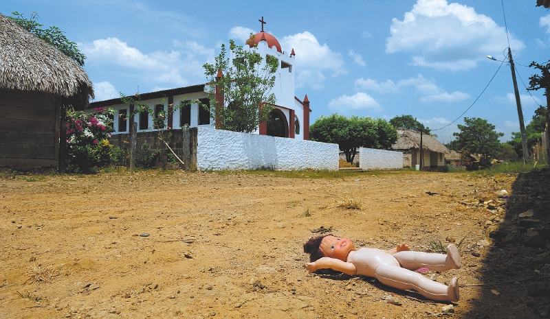 Los habitantes de Ralito llevan esperando 20 años mejoras de vivienda, tierras y proyectos productivos.  / Nelson Sierra G.