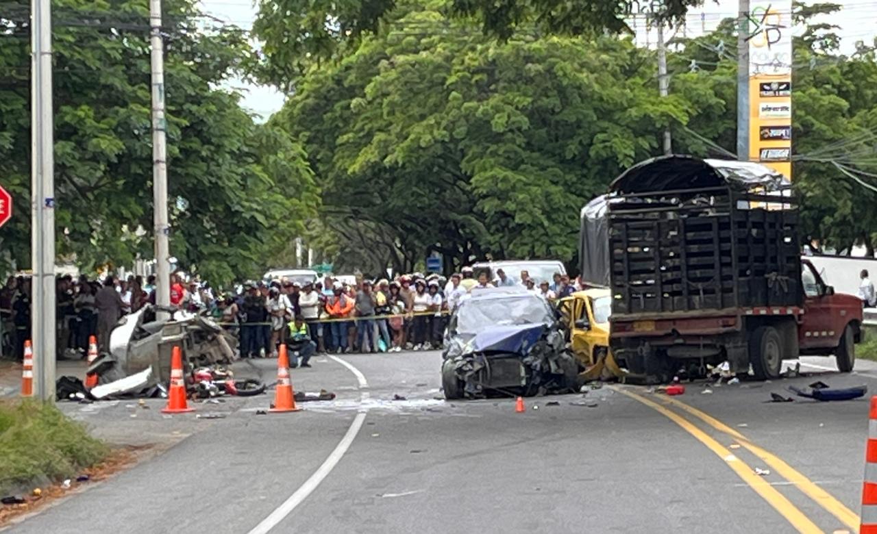Grave accidente sobre la vía Bogotá-Girardot dejó dos personas muertas