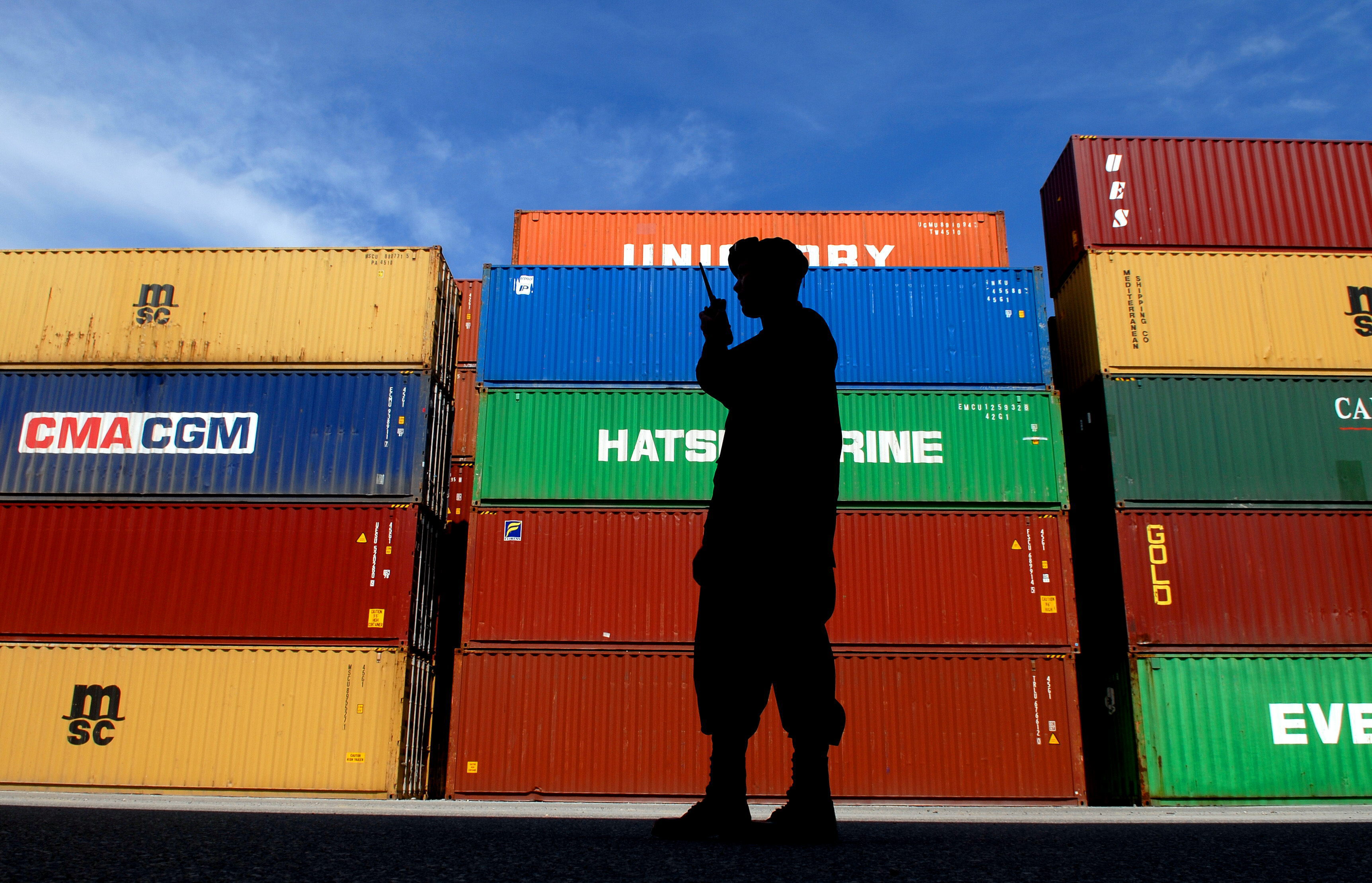 El voraz apetito de China por los puertos causa preocupación a EE. UU.