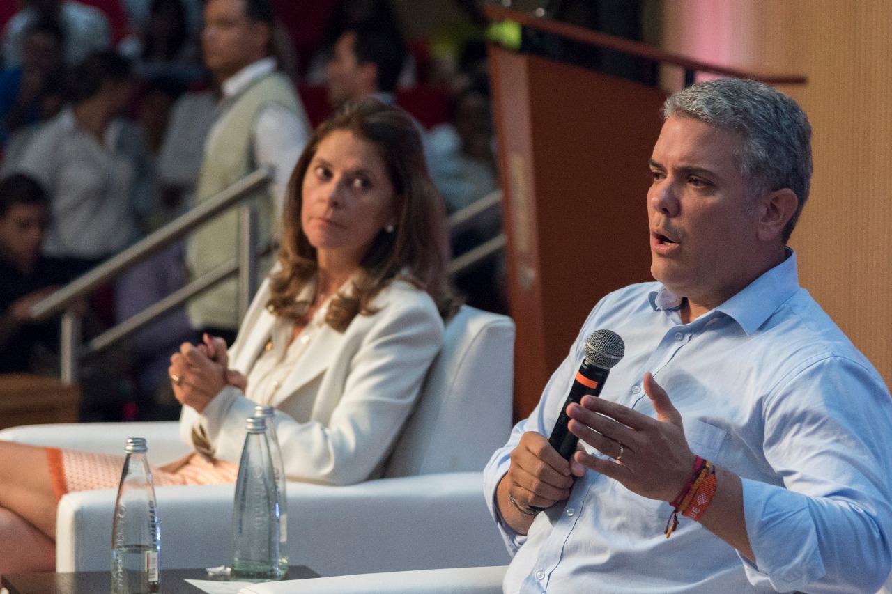 Demandan elección de Iván Duque como presidente de la República