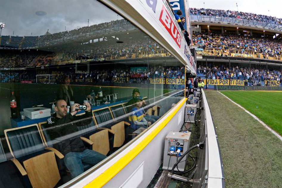 Implican a 10 clubes extranjeros en maniobras con futbolistas argentinos