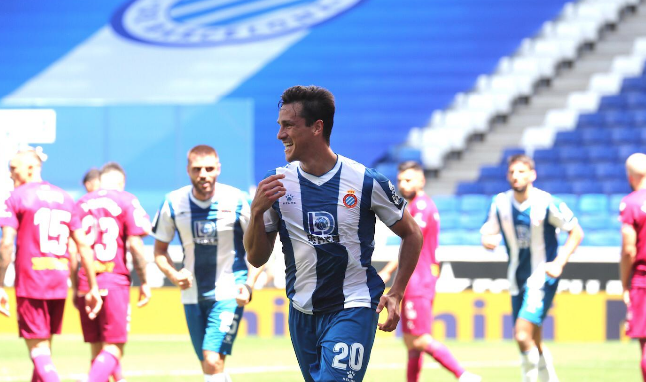 Bernardo Espinosa marcó gol con el Espanyol en la victoria frente al Alavés
