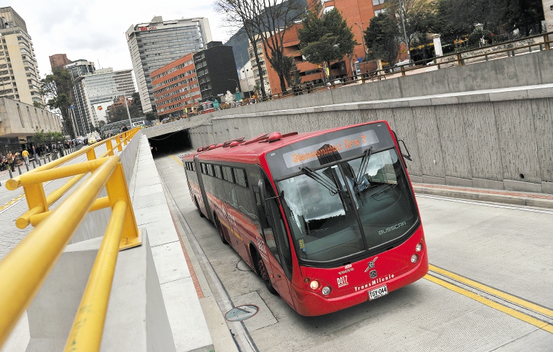En promedio, cada día se varan 25 buses de Transmilenio