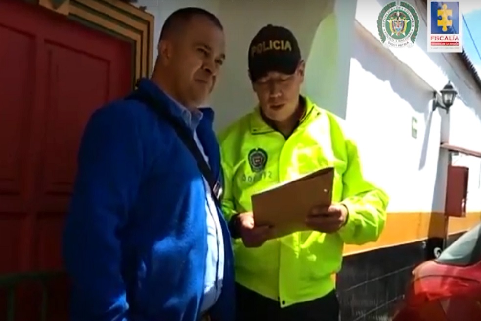 Capturan funcionario de la Dian por supuesto fraude al Estado tasado en $132.000 millones