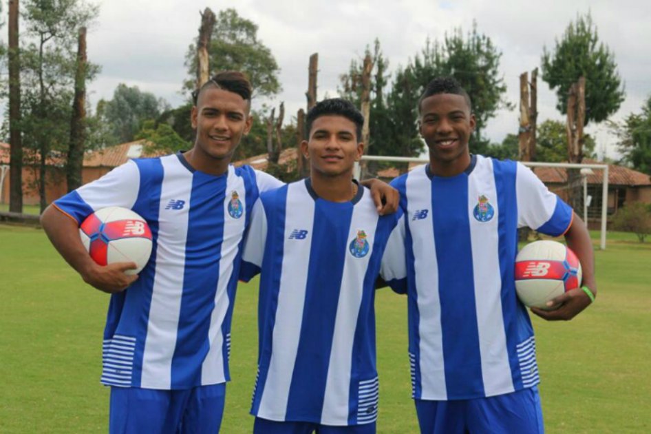 El Porto le sigue apostando a los futbolistas colombianos