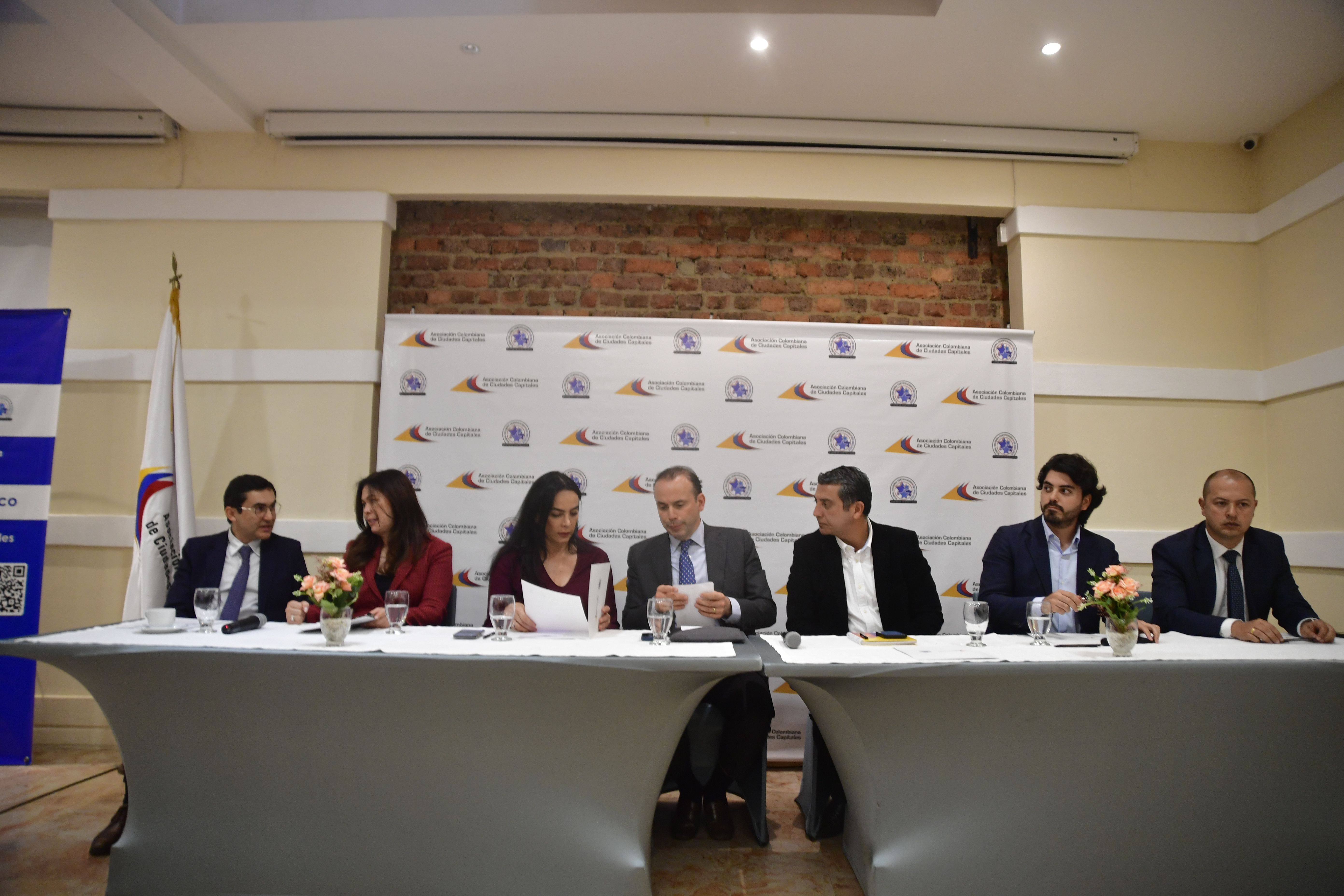 Así está la pelea que hay por la dirección ejecutiva de Asocapitales