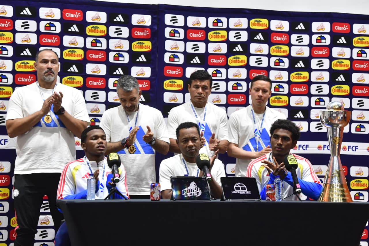 Galería del recibimiento del equipo Sub-17 de Colombia luego del título en el Sudamericano.