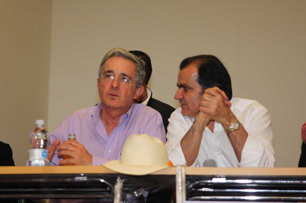 Uribismo amenaza con desacato