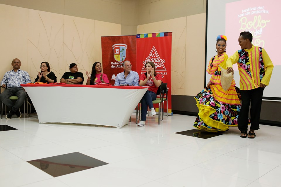 El gobernador Eduardo Verano De la Rosa presidió el lanzamiento de la Ruta que contó con muestras de baile, canto y comidas típicas.Prensa Gobernación del Atlántico