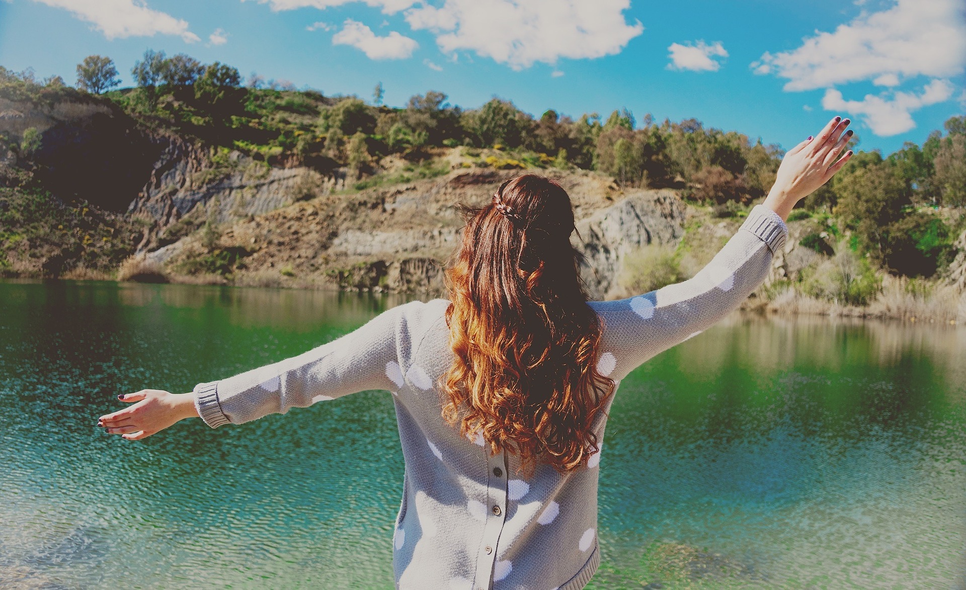 ¿Quiere viajar sola? 5 consejos para un viaje seguro