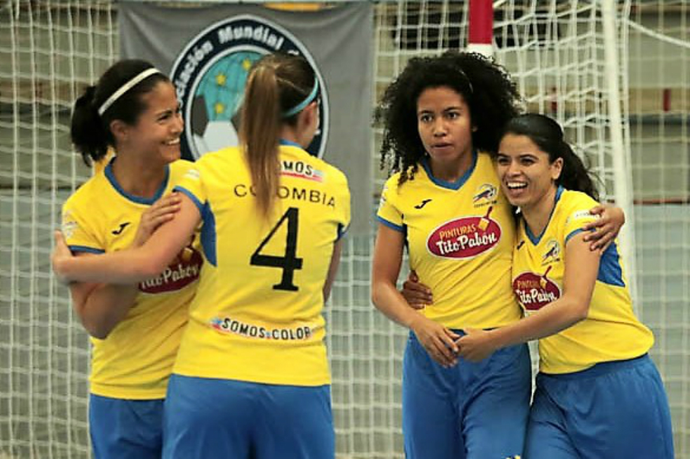 Colombia domina el Mundial de fútbol de salón femenino, en Cataluña