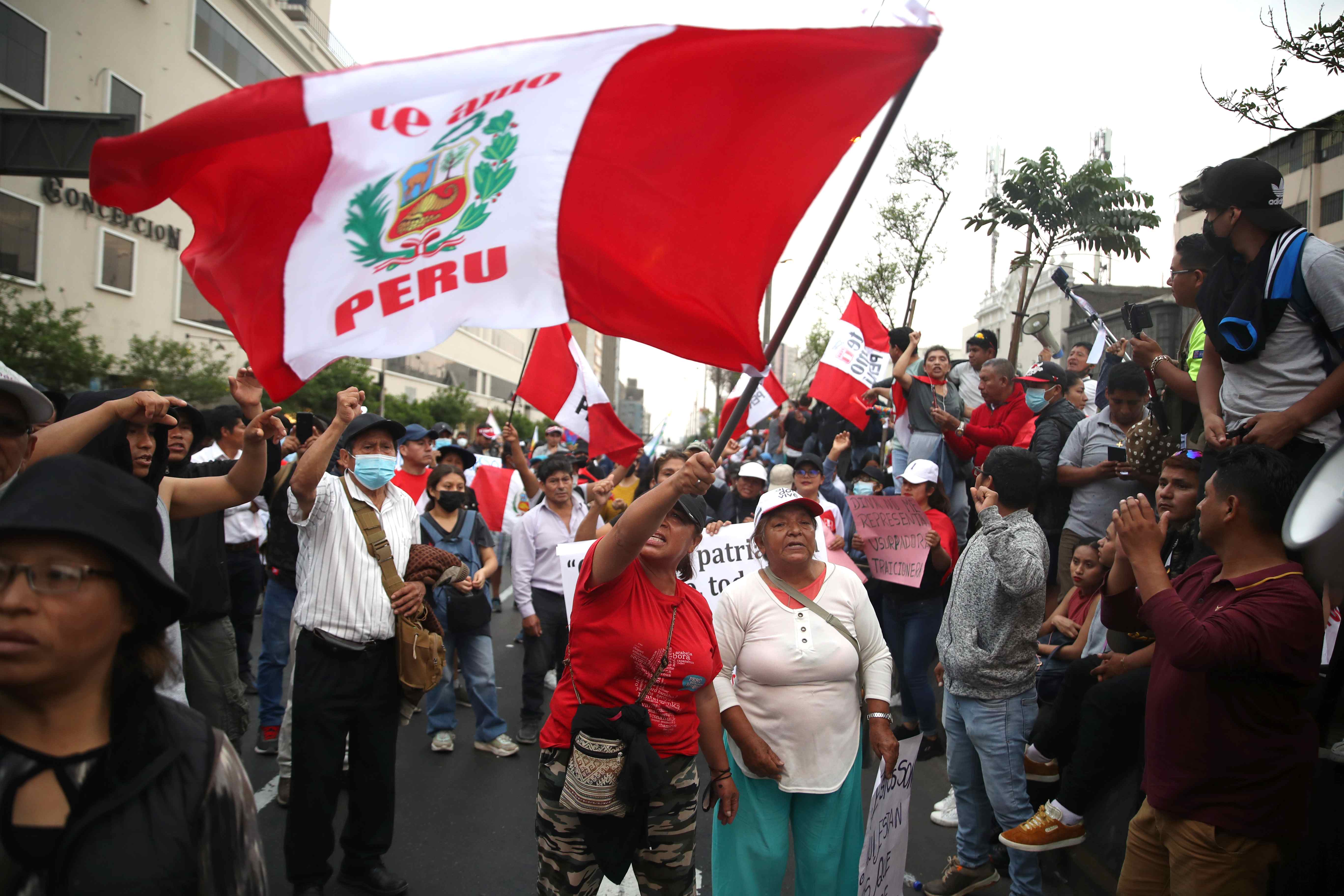 Un muerto en medio de las protestas en Perú: anuncian paro indefinido en Apurímac