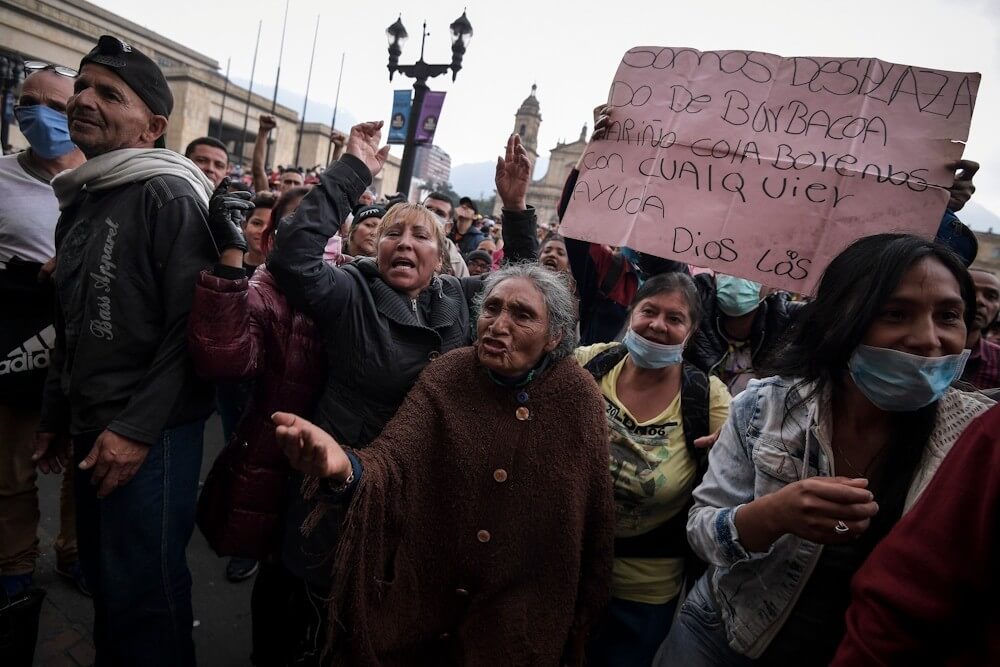En fotos: la protesta en la Plaza de Bolívar antes del inicio de la cuarentena nacional
