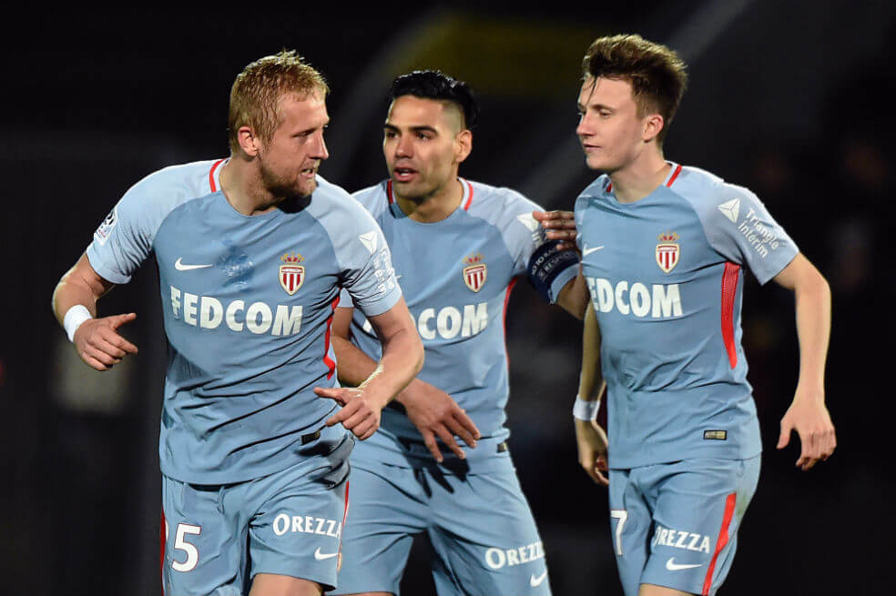 Doblete de Falcao salva al Mónaco de caer frente al Angers