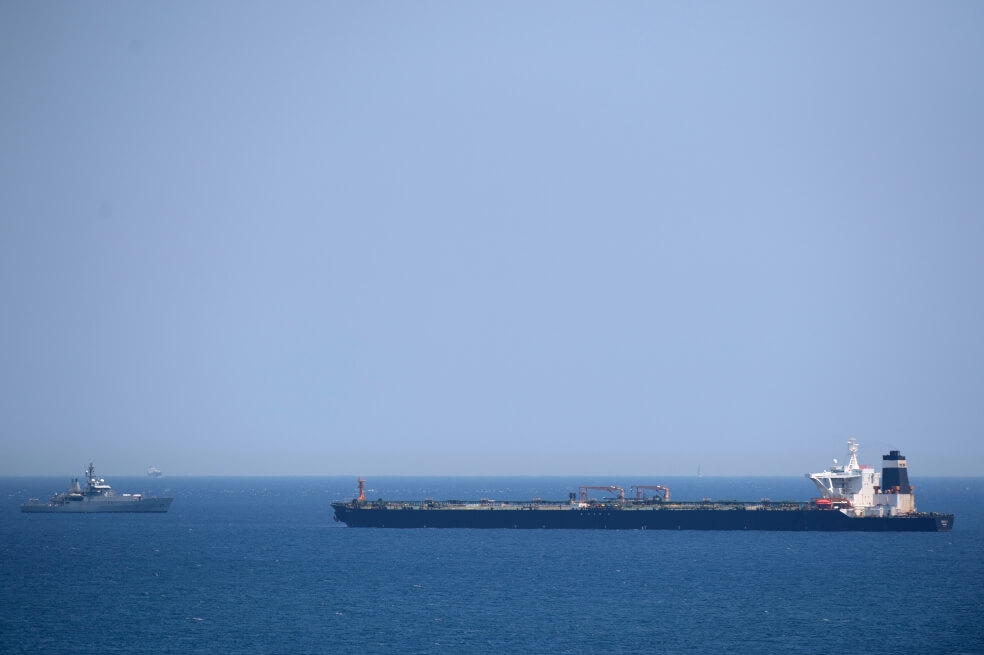 ¿Por qué Gibraltar interceptó un barco de Irán cargado con petróleo?