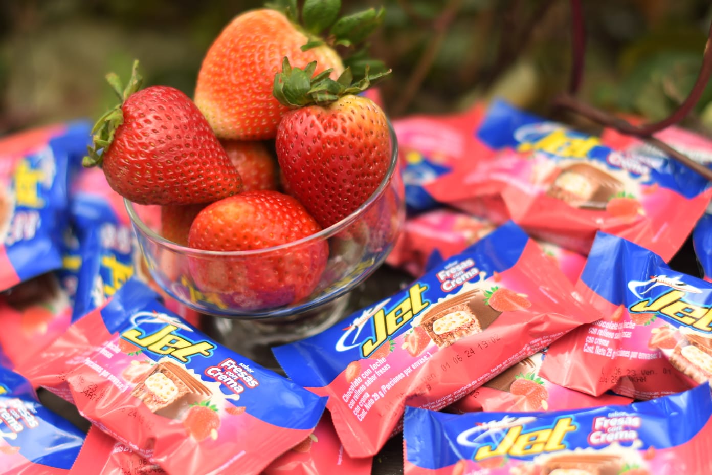 Chocolatina Jet con sabor a fresas con crema