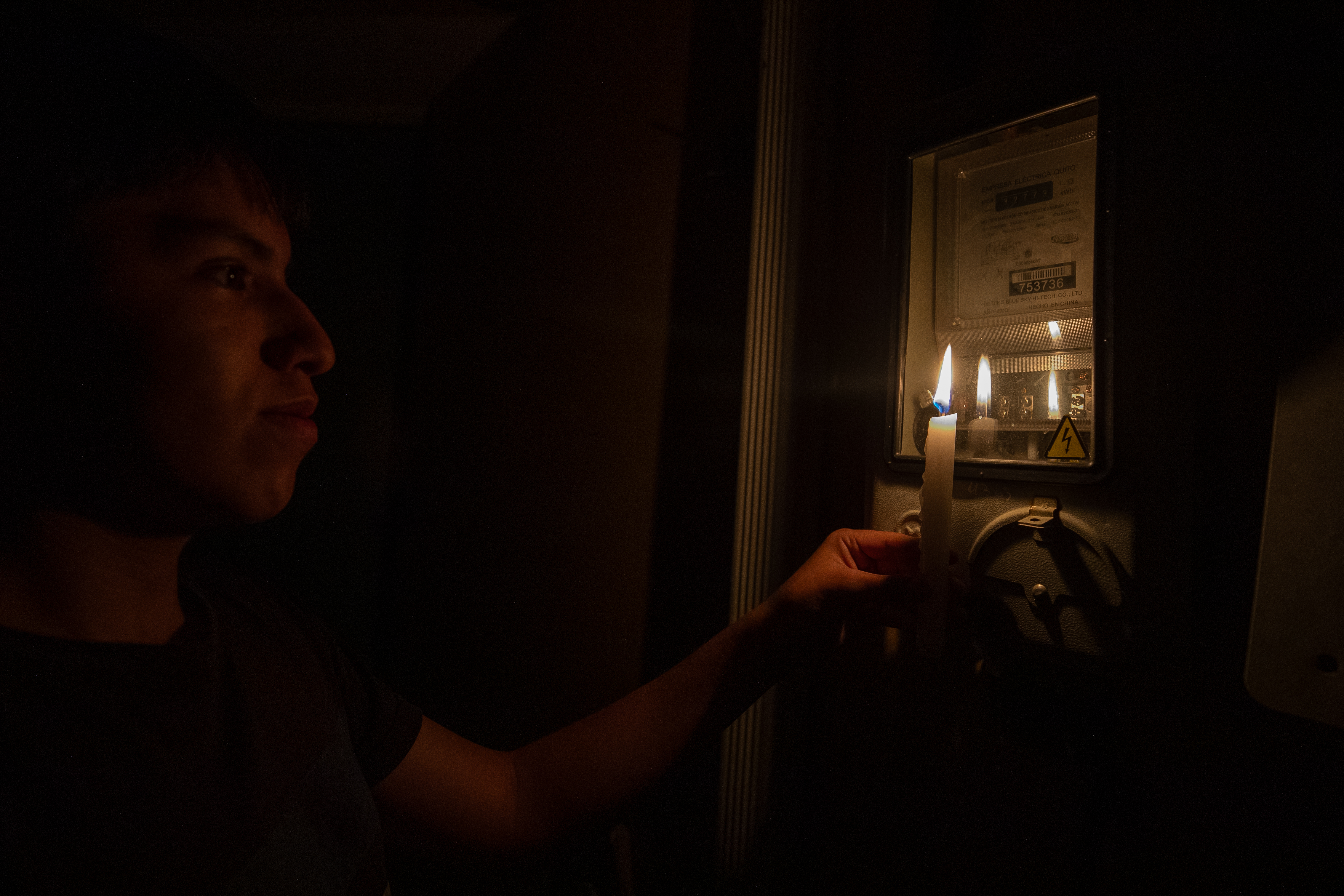 Fin de los cortes de energía en Ecuador, anuncian que superaron la crisis