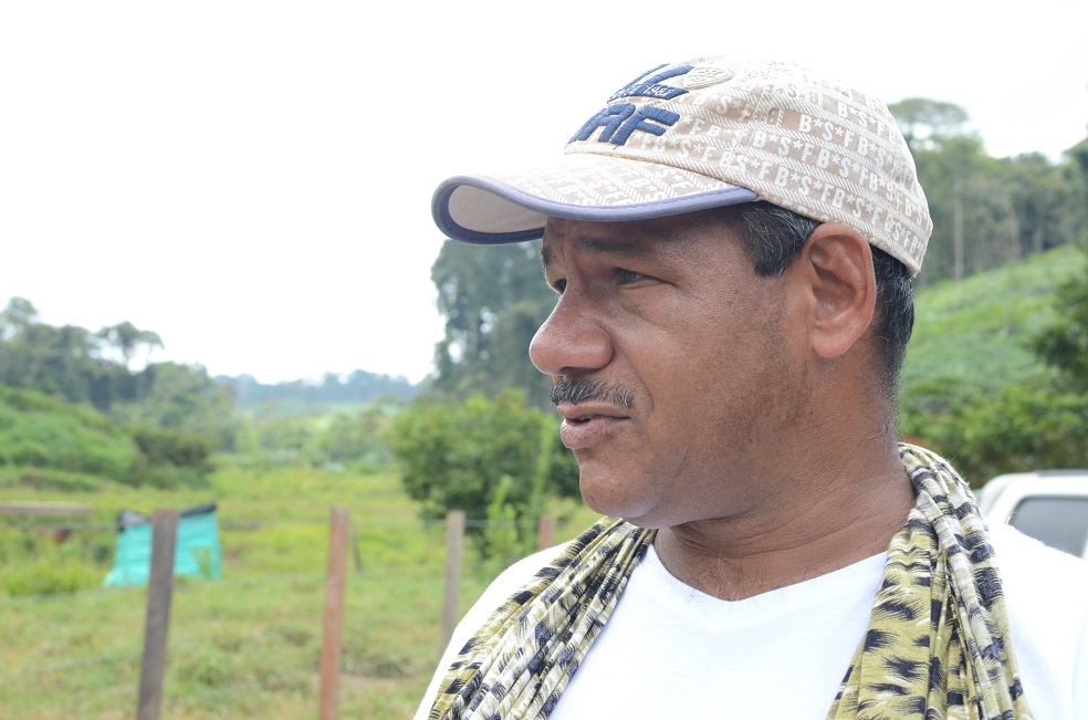 Mario Morales en la zona veredal de Carrizal, en Remedios (Antioquia), en un encuentro de pedagogía sobre el Acuerdo de Paz.