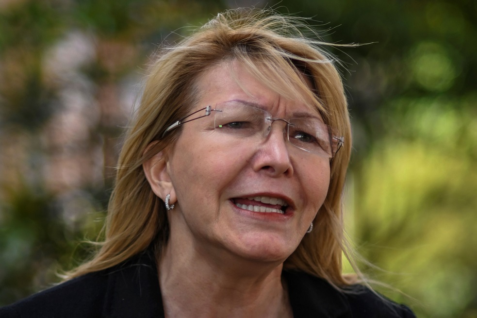 Luisa Ortega y su destituciónLuisa Ortega pagó cara su ruptura con Maduro. Fue destituida como fiscal general tras denunciar un quiebre democrático y la represión de las protestas de 2017, con 125 muertos; y huyó a Colombia.