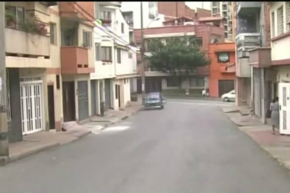 Con cables atravesados de lado a lado de la vía, intentan robar motos en Medellín