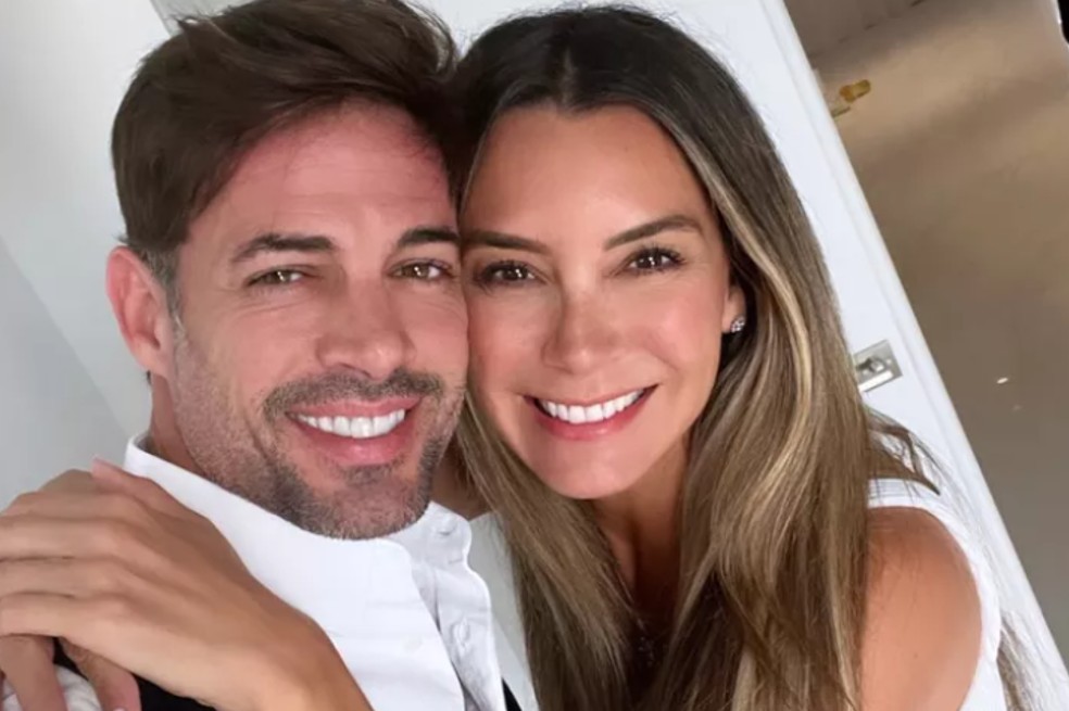 Al parecer, William Levy fue descubierto por su hija con otra mujer dentro de la casa. La policía llegó para sacarla. ¡Aquí las imágenes!